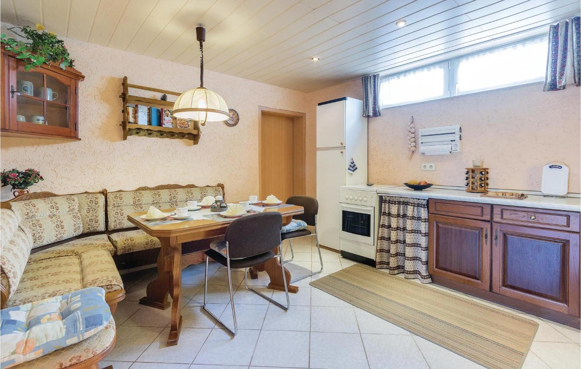 3 Bedroom Awesome Apartment In Pavicini Buitenkant foto