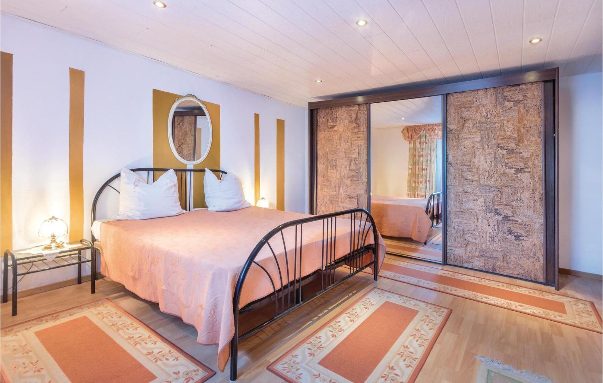3 Bedroom Awesome Apartment In Pavicini Buitenkant foto